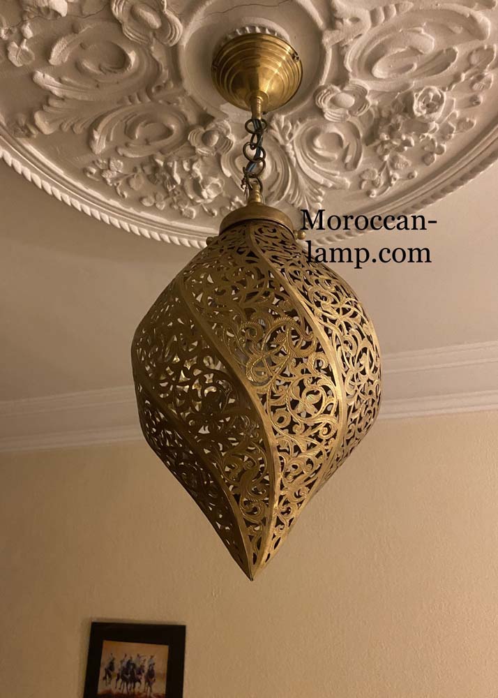 Suspension marocaine, plafond  